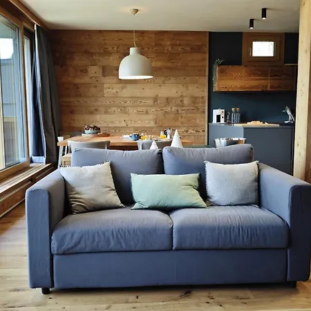 Hostdomus - Black Oak Apartment Mollieres