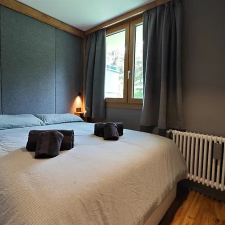 Hostdomus - Black Oak Apartment Mollieres